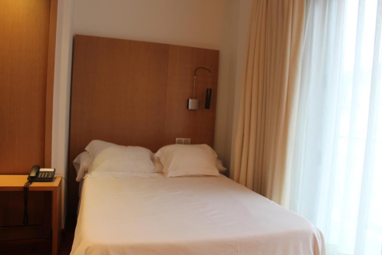 Hotel Ril Burela Екстер'єр фото