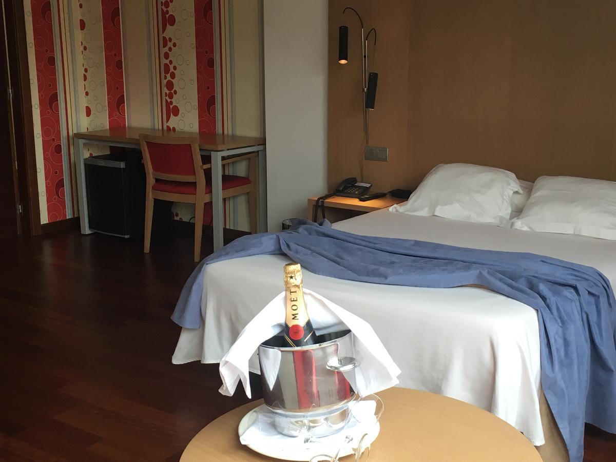 Hotel Ril Burela Екстер'єр фото